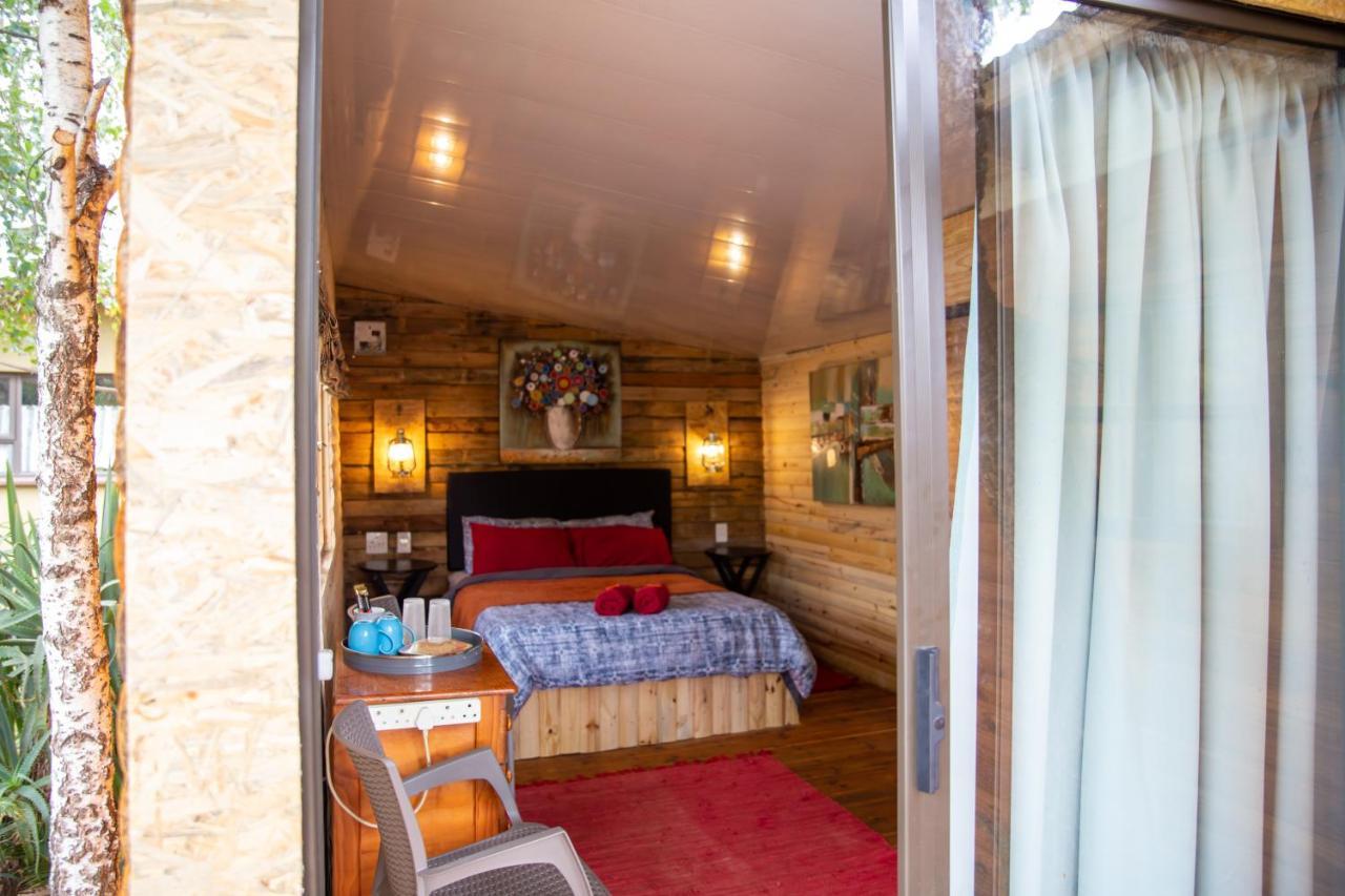 Blyde Africa- Cottage Benoni Kültér fotó