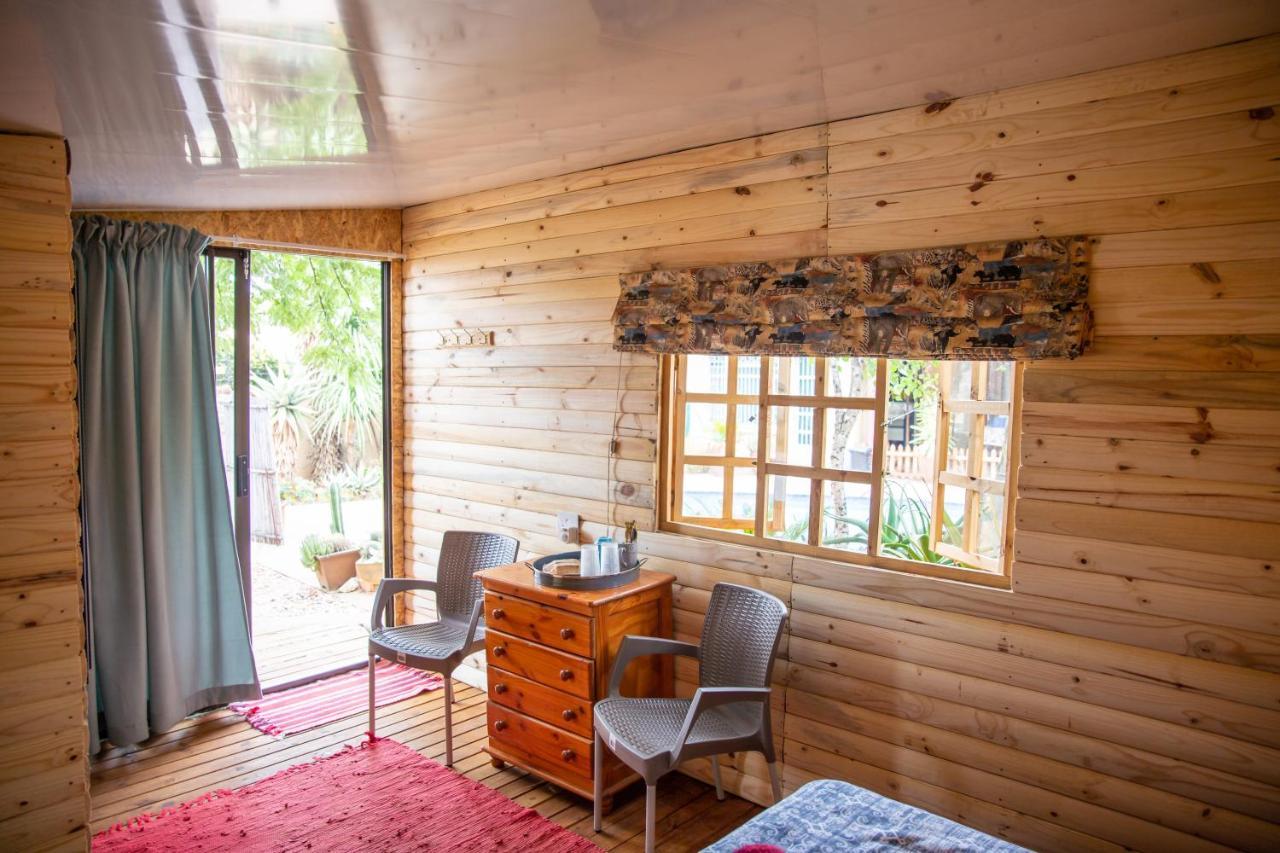 Blyde Africa- Cottage Benoni Kültér fotó